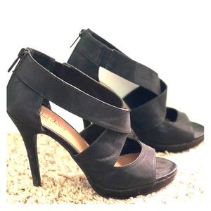 Michael Antonio shoes